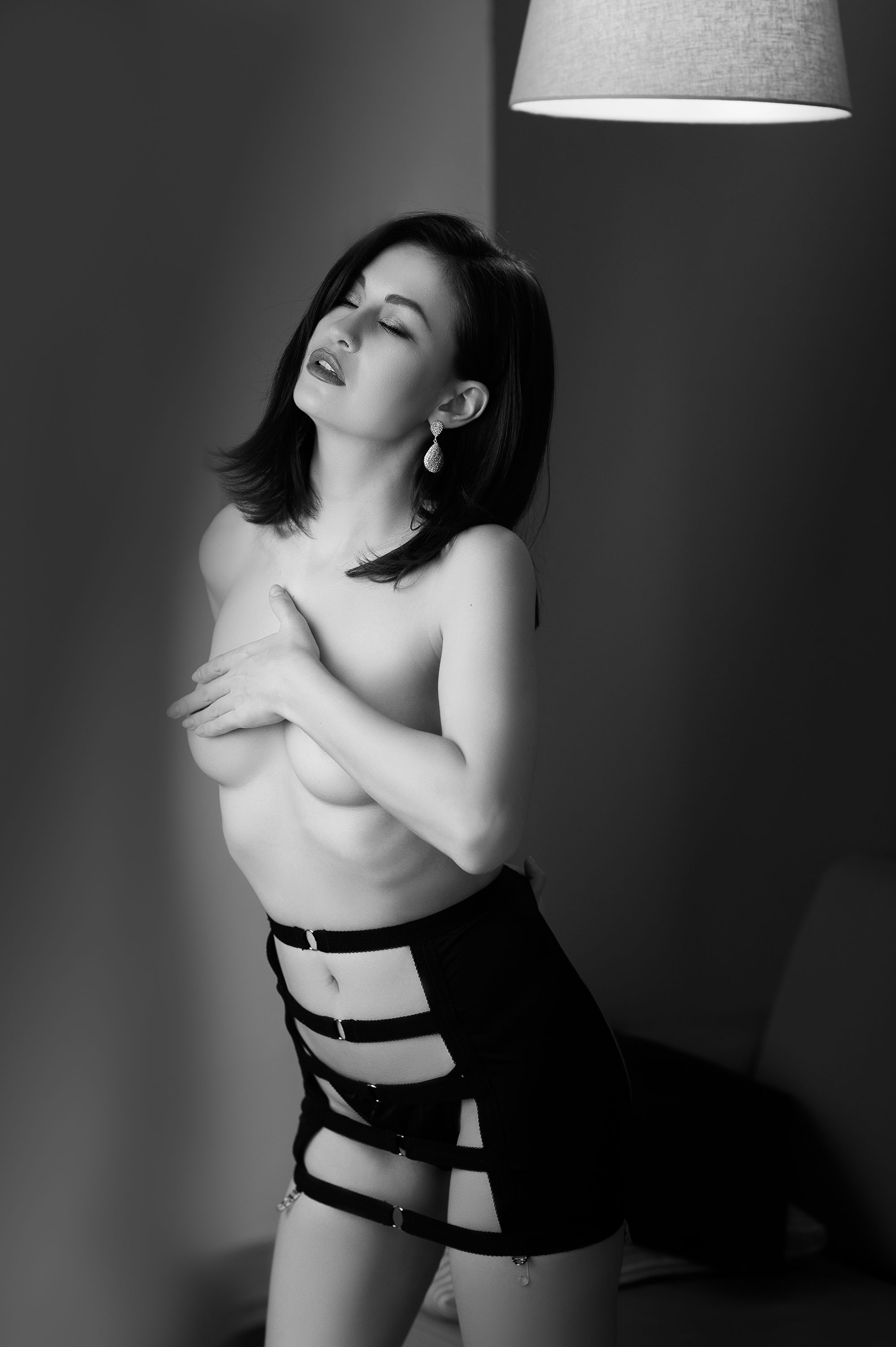 Demi Fray, model from Ukraine at a boudoir photoshoot